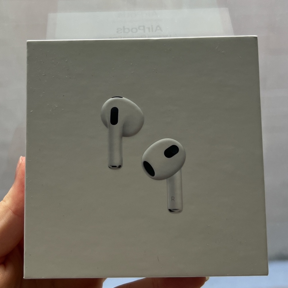 BRAND NEW 3rd GEN UNOPENED AIRPODS